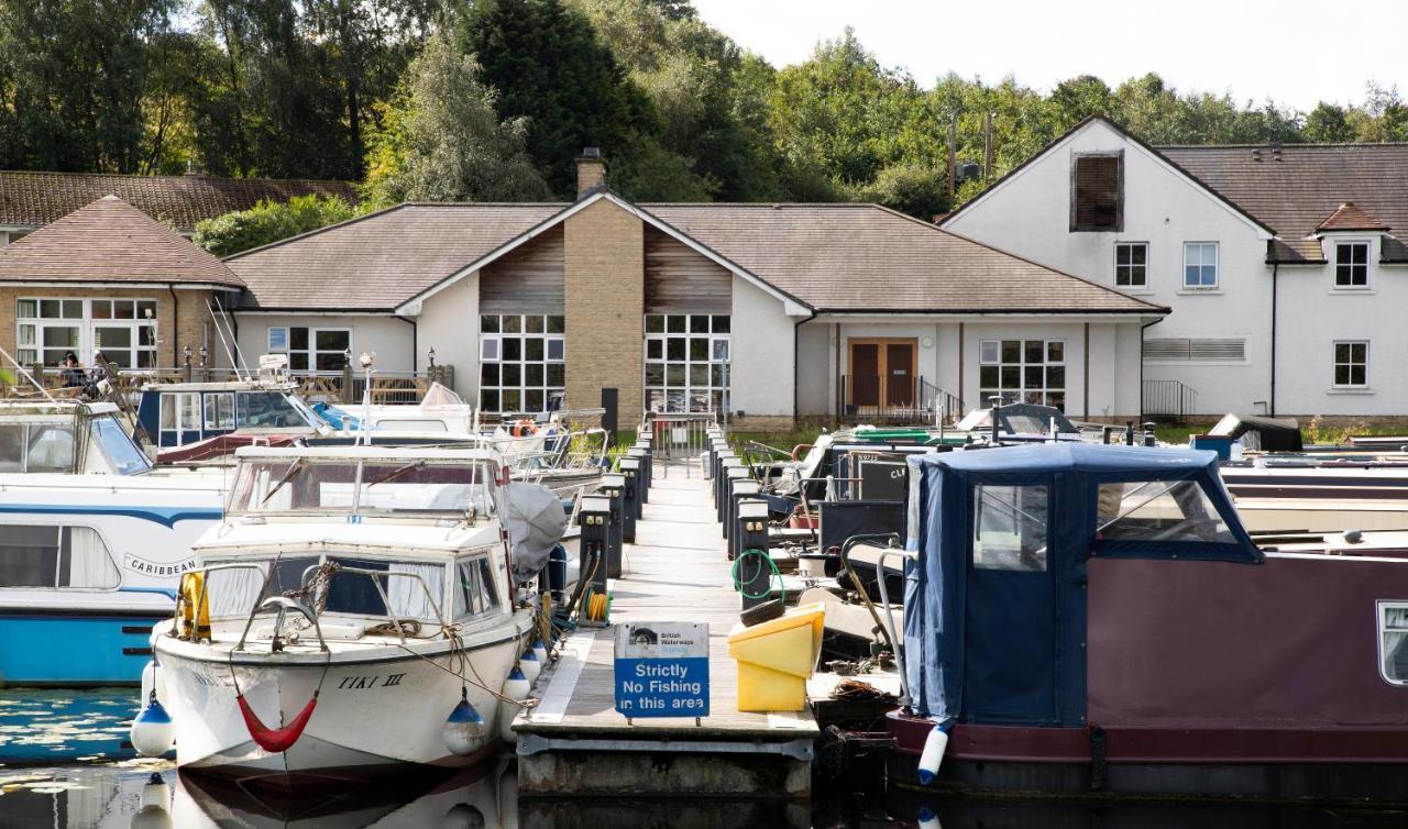 Готель The Boat House Kilsyth Екстер'єр фото